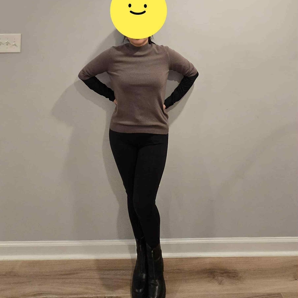 Elegant Brown Cashmere Women's Sweater